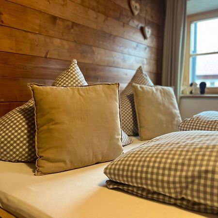 Haus Tirol Ehrwald Hotel Ngoại thất bức ảnh
