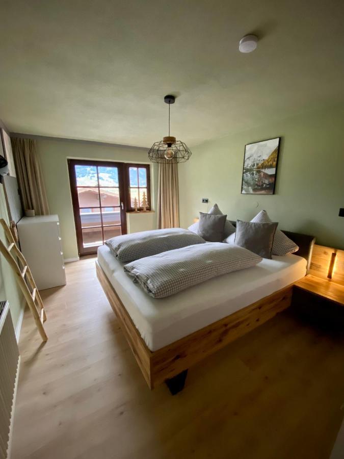 Haus Tirol Ehrwald Hotel Ngoại thất bức ảnh