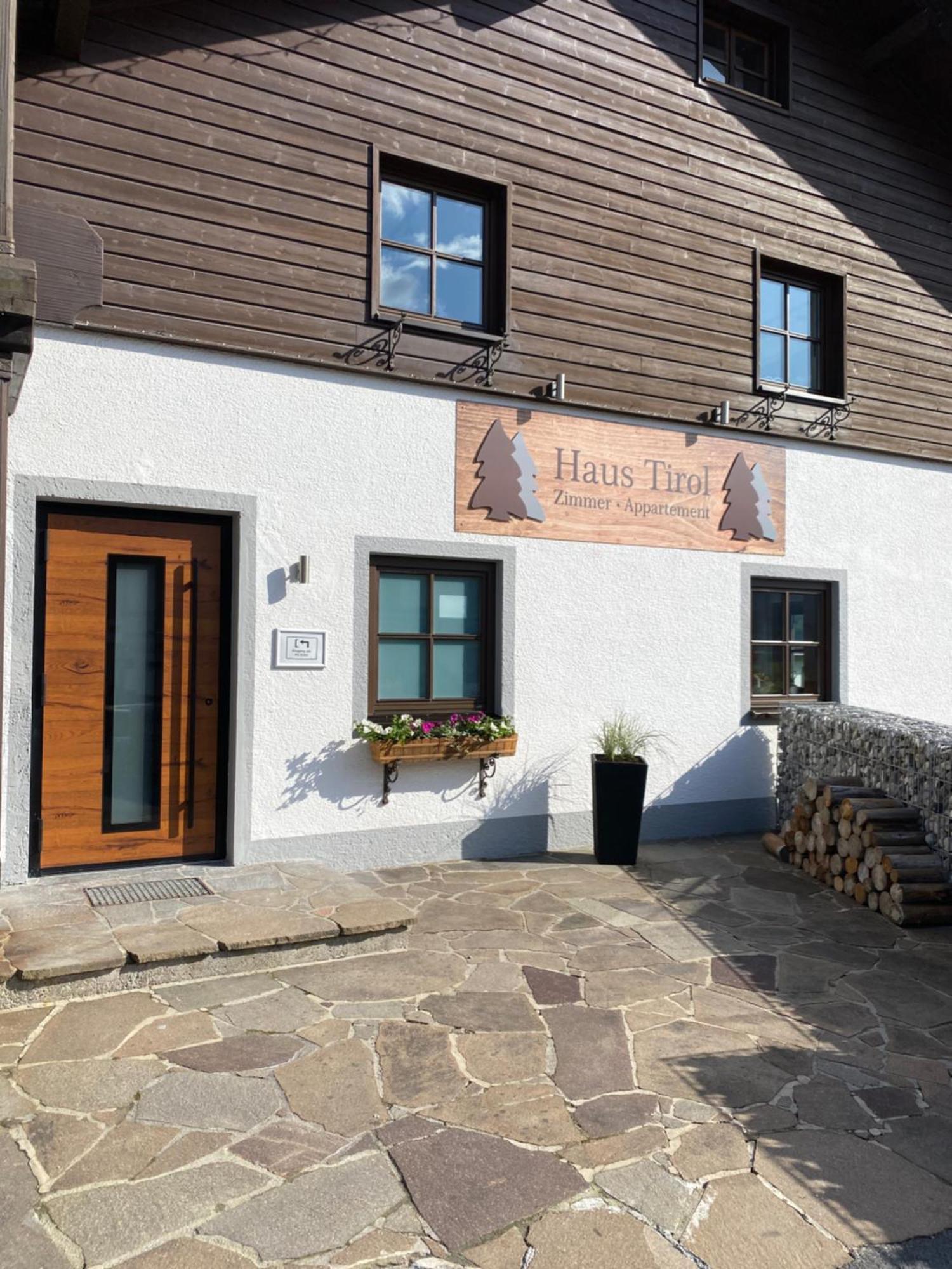 Haus Tirol Ehrwald Hotel Ngoại thất bức ảnh