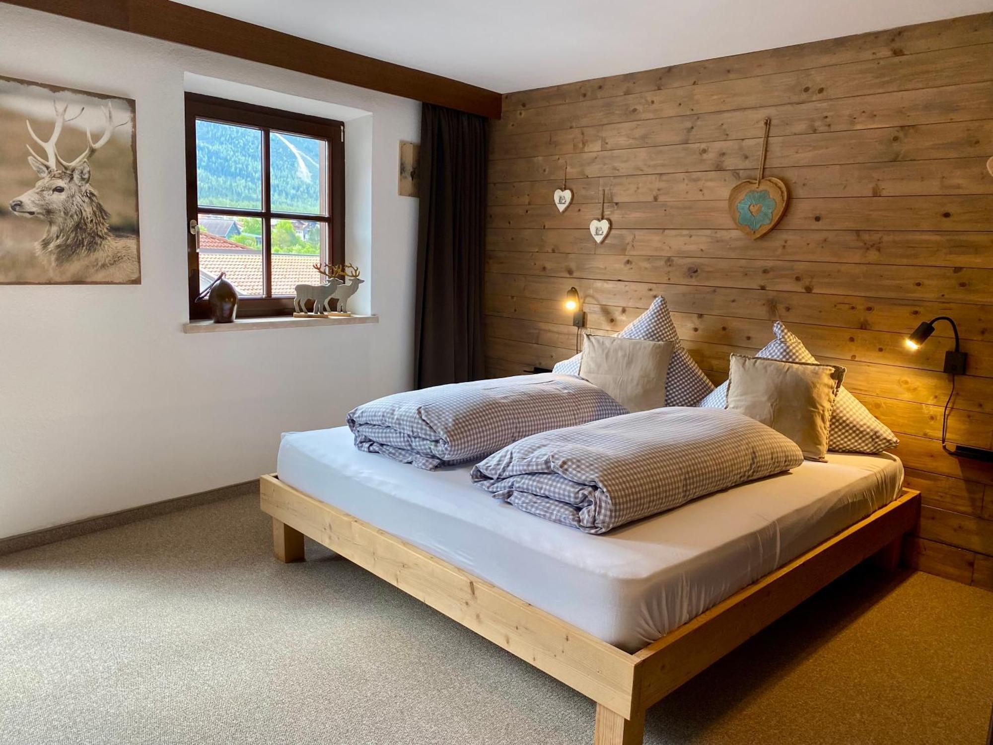 Haus Tirol Ehrwald Hotel Ngoại thất bức ảnh